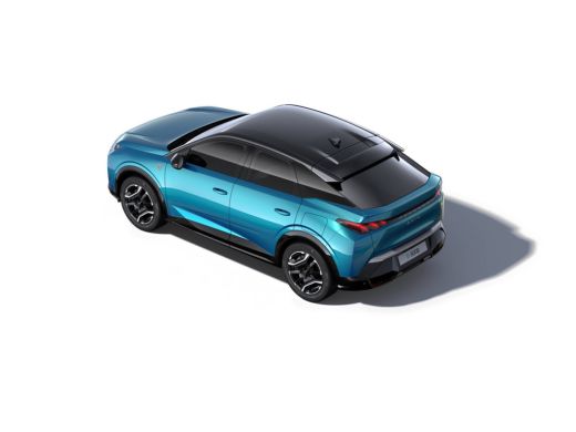 Peugeot e-3008 GT | Elektrische parkeerrem | Extra getinte achterste zijruiten en achterruit ActivLease financial lease