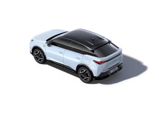 Peugeot e-3008 GT | Elektrische parkeerrem | Extra getinte achterste zijruiten en achterruit ActivLease financial lease