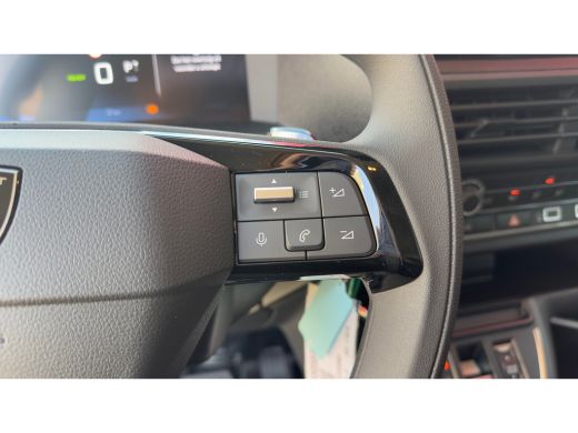 Peugeot e-Expert EV L3 75 kWh | 16" stalen velgen | Elektrisch bedienbare en verwarmbare buitenspiegels | Elektris... ActivLease financial lease
