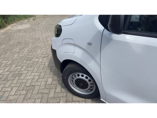 Peugeot e-Expert EV L3 75 kWh | 16" stalen velgen | Elektrisch bedienbare en verwarmbare buitenspiegels | Elektris... ActivLease financial lease