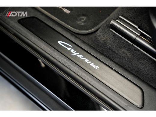Porsche Cayenne 3.0 E-Hybrid Black Edition | Sportdesign | Trekhaak ActivLease financial lease