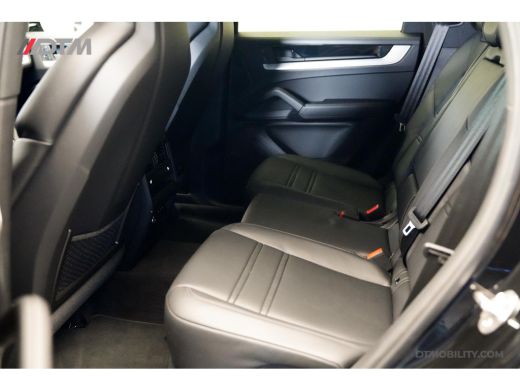 Porsche Cayenne 3.0 E-Hybrid Black Edition | Sportdesign | Trekhaak ActivLease financial lease