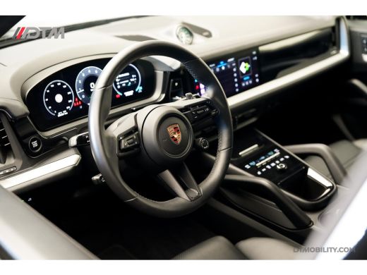 Porsche Cayenne 3.0 E-Hybrid Black Edition | Sportdesign | Trekhaak ActivLease financial lease