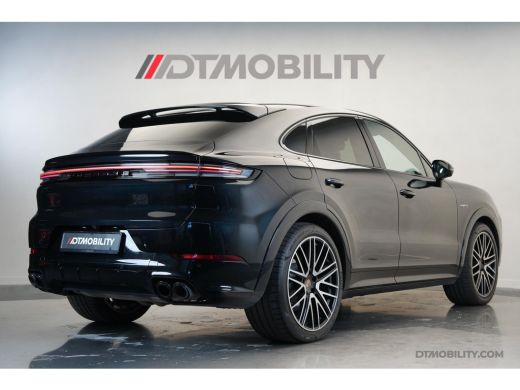 Porsche Cayenne 3.0 E-Hybrid Black Edition | Sportdesign | Trekhaak ActivLease financial lease