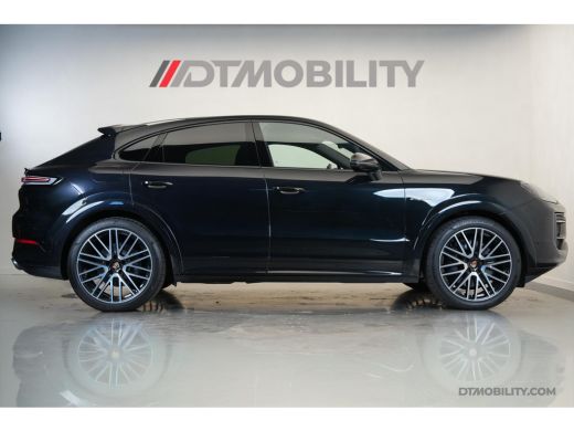 Porsche Cayenne 3.0 E-Hybrid Black Edition | Sportdesign | Trekhaak ActivLease financial lease