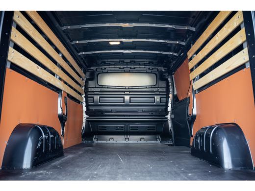 Renault Trafic 2.0 dCi 110 L2H1 | 3-Zits | 110 PK | LED | Cruise | Navi | Airco | Trekhaak ActivLease financial lease