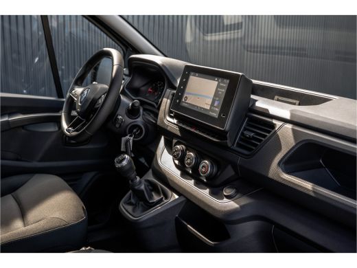 Renault Trafic 2.0 dCi 110 L2H1 | 3-Zits | 110 PK | LED | Cruise | Navi | Airco | Trekhaak ActivLease financial lease