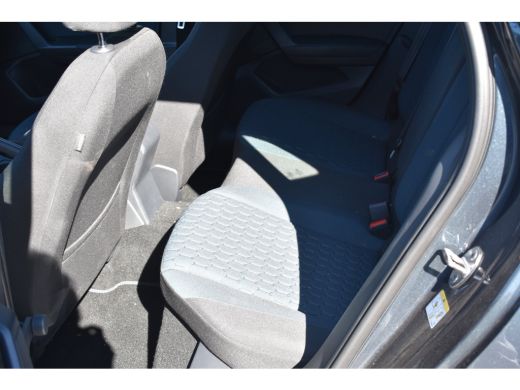 Seat Ibiza Style Plus | Apple CarPlay&trade;, Android Auto&trade; | Digitale radio ontvangst (DAB+) | Front Assist ActivLease financial lease