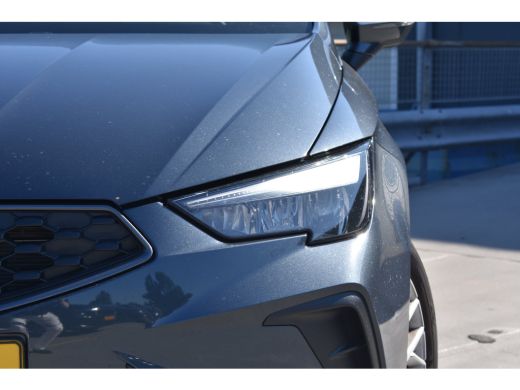 Seat Ibiza Style Plus | Apple CarPlay&trade;, Android Auto&trade; | Digitale radio ontvangst (DAB+) | Front Assist ActivLease financial lease