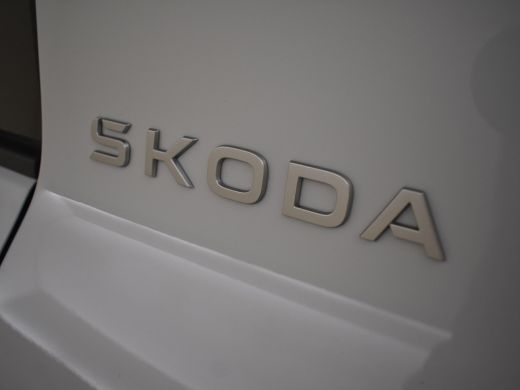 Skoda Epiq Hero | Achteruitrijcamera | Parkeersensoren achter | Sunset (donker getinte ramen achter) ActivLease financial lease