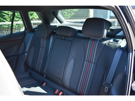 Skoda Kamiq Monte Carlo | Achteruitrijcamera | Adaptive Cruise Control | Automatisch dimmende binnenspiegel ActivLease financial lease