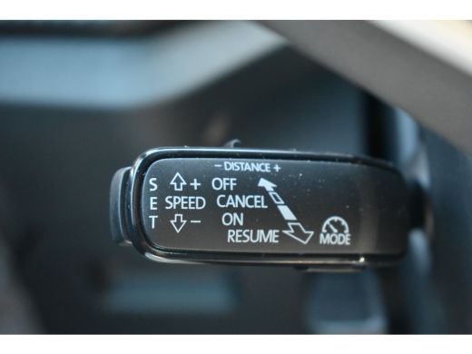 Skoda Kamiq Monte Carlo | Achteruitrijcamera | Adaptive Cruise Control | Automatisch dimmende binnenspiegel ActivLease financial lease