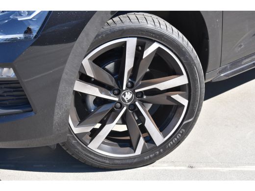 Skoda Kamiq Monte Carlo | Achteruitrijcamera | Adaptive Cruise Control | Automatisch dimmende binnenspiegel ActivLease financial lease