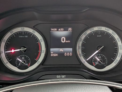 Skoda Karoq 1.0 TSI Business Edition | Apple Carplay/Android Auto|telefoonintegratie premium | Navigatiesysteem ActivLease financial lease