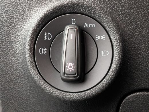 Skoda Karoq 1.0 TSI Business Edition | Apple Carplay/Android Auto|telefoonintegratie premium | Navigatiesysteem ActivLease financial lease