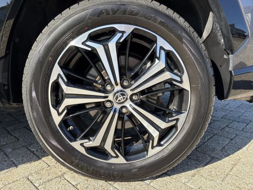 Toyota RAV4 2.5 Plug-in Hybrid AWD Bi-Tone Plus ActivLease financial lease