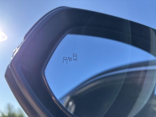 Toyota RAV4 2.5 Plug-in Hybrid AWD Bi-Tone Plus ActivLease financial lease