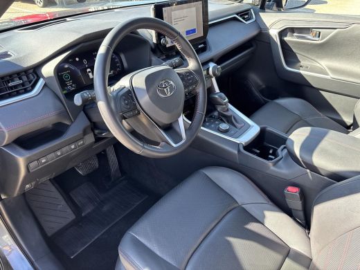 Toyota RAV4 2.5 Plug-in Hybrid AWD Bi-Tone Plus ActivLease financial lease
