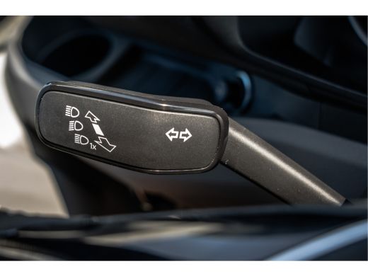 Volkswagen Crafter 2.0 TDI L4H3 | 177 PK | Automaat | LED | Camera | Carplay | Cruise | PDC | Airco | Trekhaak ActivLease financial lease
