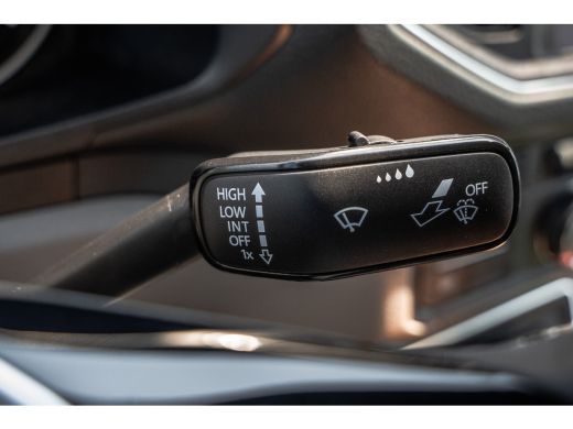 Volkswagen Crafter 2.0 TDI L4H3 | 177 PK | Automaat | LED | Camera | Carplay | Cruise | PDC | Airco | Trekhaak ActivLease financial lease