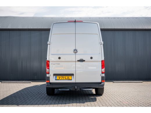 Volkswagen Crafter 2.0 TDI L4H3 | 177 PK | Automaat | LED | Camera | Carplay | Cruise | PDC | Airco | Trekhaak ActivLease financial lease