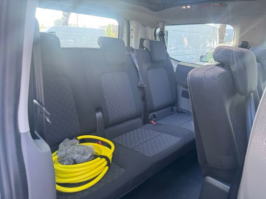 Volkswagen e-Transporter 32 L1 Life 64 kWh 136PK Taxi ombouw | Prijs incl taxi ombouw incl btw ActivLease financial lease