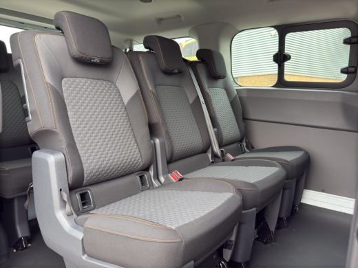 Volkswagen e-Transporter | UNIEK | Trekhaak | 8Pers. | A.camera | ActivLease financial lease