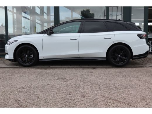 Volkswagen ID.7 Limited Edition | Trekhaak | Achterlichten LED | Achteruitrijcamera (Rear View) | Afstandsontgren... ActivLease financial lease