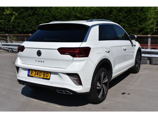 Volkswagen T-Roc 1.0 110PK TSI R-Line | ACC | Digital Cockpit Pro | Extra getint glas achter | App Connect | Dode-... ActivLease financial lease