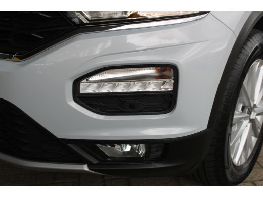Volkswagen T-Roc 1.0 TSI Style | Camera | Navi | Apple Carplay/ Android Auto | Adaptieve cruise control | ActivLease financial lease