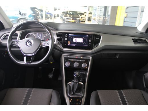 Volkswagen T-Roc 1.0 TSI Style | Camera | Navi | Apple Carplay/ Android Auto | Adaptieve cruise control | ActivLease financial lease