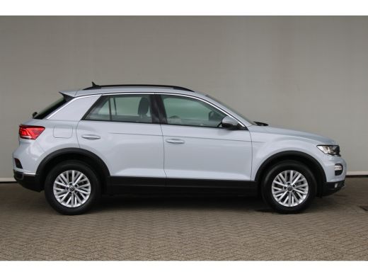 Volkswagen T-Roc 1.0 TSI Style | Camera | Navi | Apple Carplay/ Android Auto | Adaptieve cruise control | ActivLease financial lease