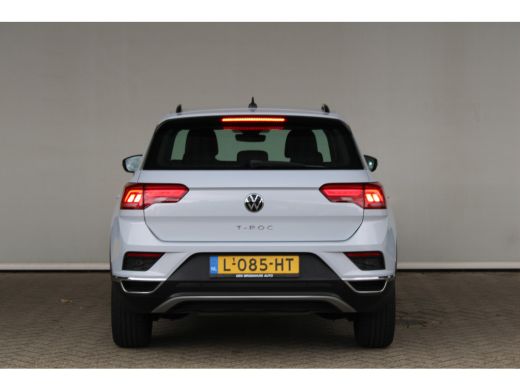 Volkswagen T-Roc 1.0 TSI Style | Camera | Navi | Apple Carplay/ Android Auto | Adaptieve cruise control | ActivLease financial lease