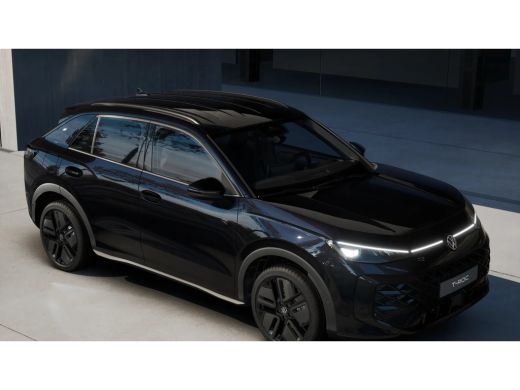 Volkswagen T-Roc R-Line Edition | 'App-Connect' draadloze smartphone integratie | 30,5 cm display met 2D en 3D wee... ActivLease financial lease