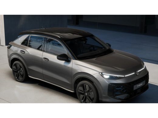 Volkswagen T-Roc R-Line Edition | 'App-Connect' draadloze smartphone integratie | 30,5 cm display met 2D en 3D wee... ActivLease financial lease