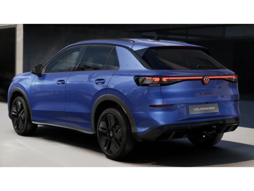 Volkswagen T-Roc R-Line Edition | 'App-Connect' draadloze smartphone integratie | 30,5 cm display met 2D en 3D wee... ActivLease financial lease