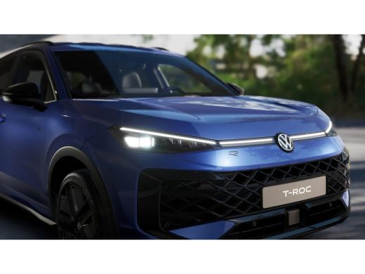 Volkswagen T-Roc R-Line Edition | 'App-Connect' draadloze smartphone integratie | 30,5 cm display met 2D en 3D wee... ActivLease financial lease