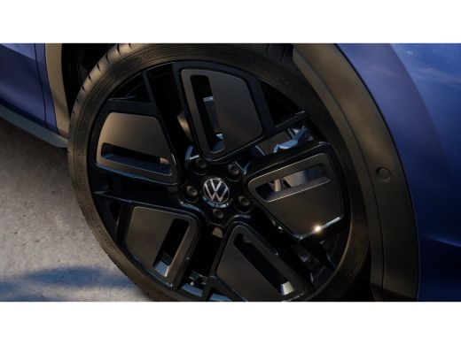 Volkswagen T-Roc R-Line Edition | 'App-Connect' draadloze smartphone integratie | 30,5 cm display met 2D en 3D wee... ActivLease financial lease
