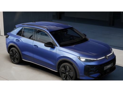 Volkswagen T-Roc R-Line Edition | 'App-Connect' draadloze smartphone integratie | 30,5 cm display met 2D en 3D wee... ActivLease financial lease