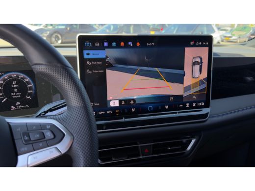 Volkswagen Tiguan 1.5 TSI 272pk eHybrid R-Line | R-Line | Panodak | Trekhaak | Carplay | 360 Camera | ActivLease financial lease