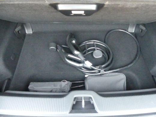 Volvo  EX30 Single Motor Core 51 kWh | CAMERA | ADAPTIVE CRUISE | DODEHOEKDETECTIE | PARKEERSENSOREN | APPLE ... ActivLease financial lease