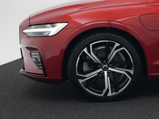 Volvo  S60 T8 Recharge AWD Plus Dark | Long Range | 455pk | 360&deg; Camera | Privacy Glass | 19" | Elek bestuur... ActivLease financial lease