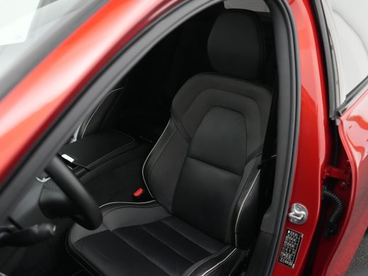 Volvo  S60 T8 Recharge AWD Plus Dark | Long Range | 455pk | 360&deg; Camera | Privacy Glass | 19" | Elek bestuur... ActivLease financial lease