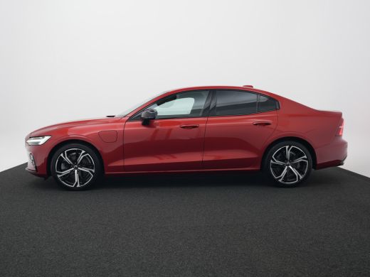 Volvo  S60 T8 Recharge AWD Plus Dark | Long Range | 455pk | 360&deg; Camera | Privacy Glass | 19" | Elek bestuur... ActivLease financial lease