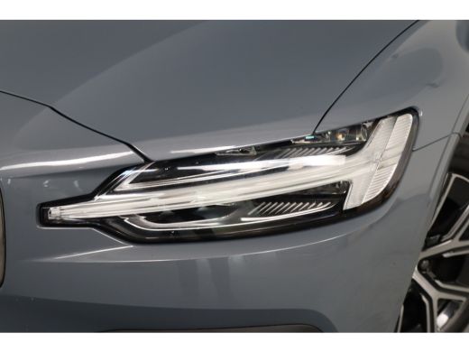 Volvo  V60 2.0 B4 Core | LED | Stoel/Stuurverwarming | Cruise Adaptive | Clima | Camera | Navi | keyless | B... ActivLease financial lease