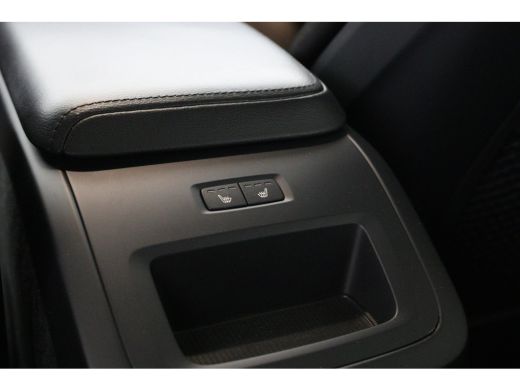Volvo  V60 2.0 B4 Core | LED | Stoel/Stuurverwarming | Cruise Adaptive | Clima | Camera | Navi | keyless | B... ActivLease financial lease