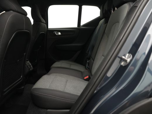 Volvo  XC40 2.0 B4 Plus Dark | Memory | BLIS | Harman/Kardon | Trekhaak | Cruise Control | Camera | Stuurwiel... ActivLease financial lease
