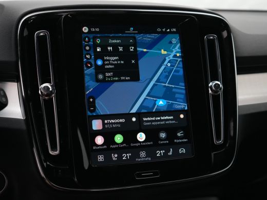 Volvo  XC40 2.0 B4 Plus Dark | Memory | BLIS | Harman/Kardon | Trekhaak | Cruise Control | Camera | Stuurwiel... ActivLease financial lease