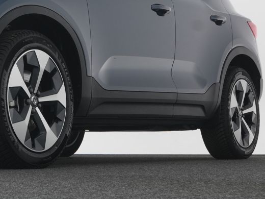 Volvo  XC40 2.0 B4 Plus Dark | Memory | BLIS | Harman/Kardon | Trekhaak | Cruise Control | Camera | Stuurwiel... ActivLease financial lease