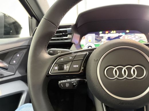 Audi A3 Sportback 45 TFSI e 272pk S edition | Pano dak | Zwart optiek | ACC ActivLease financial lease
